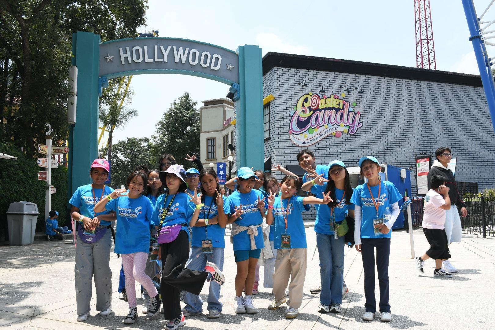Curso de Verano 2026, Visita a Six Flags México